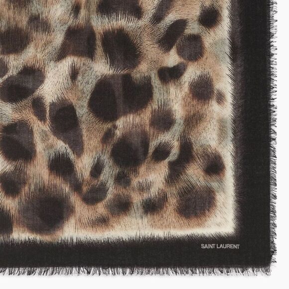 NWT Saint Laurent
Square Snow Leopard Bandana In Wool - Picture 3 of 7